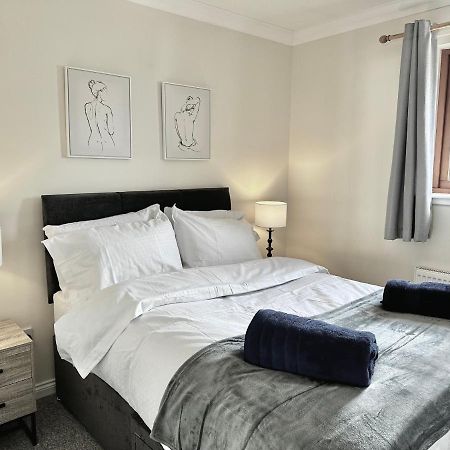 Riverview Apartment 2 Bed, 2 Bath, Free Parking / Wifi 因弗内斯 外观 照片