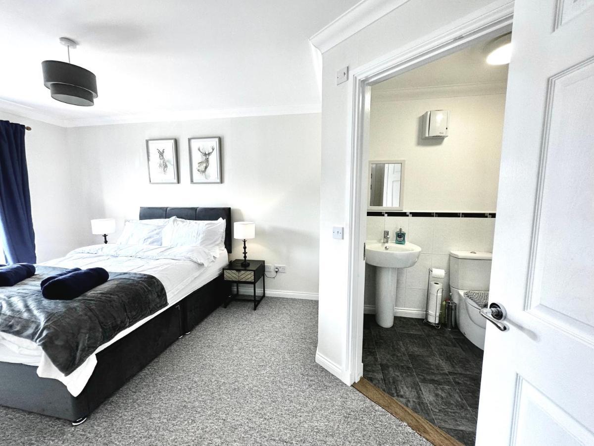 Riverview Apartment 2 Bed, 2 Bath, Free Parking / Wifi 因弗内斯 外观 照片